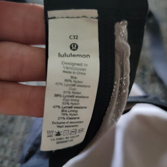 Lululemon Awake To Womens Crossback Lace Sports Bra - Size 32C - Black Nude - Picture 7 of 8